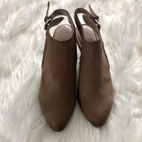 Dana Buchman heels - Picture 2 of 6